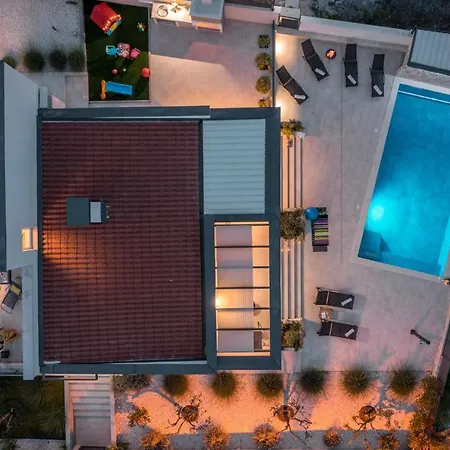 Luxurious In Vakantiehuis Pula