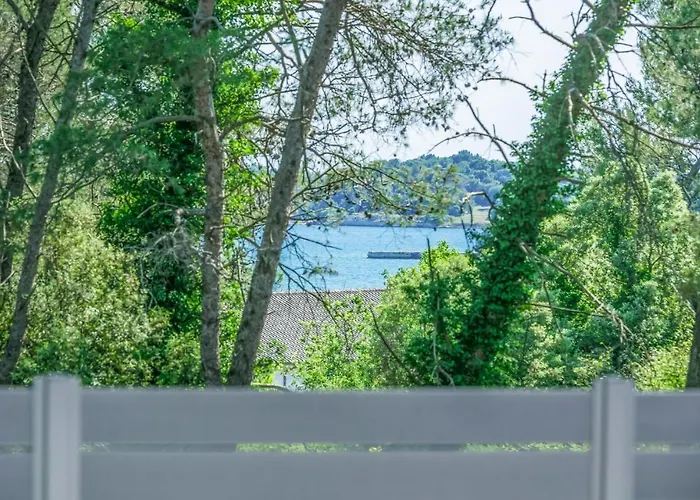 Awesome In With Wifi Vikendica *