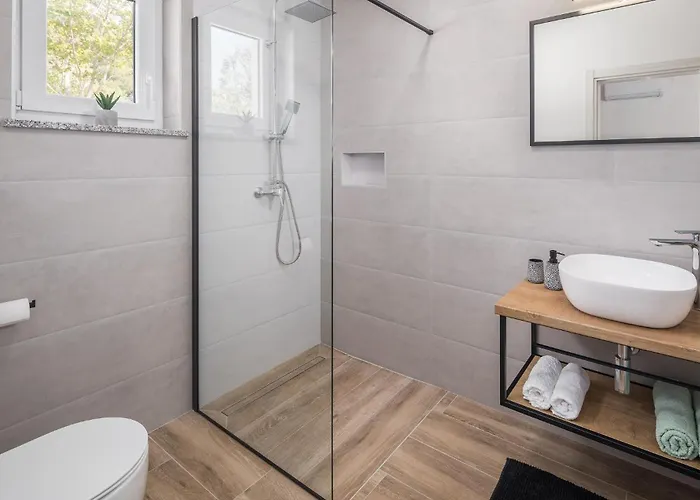 Awesome In With Wifi Vikendica Pula