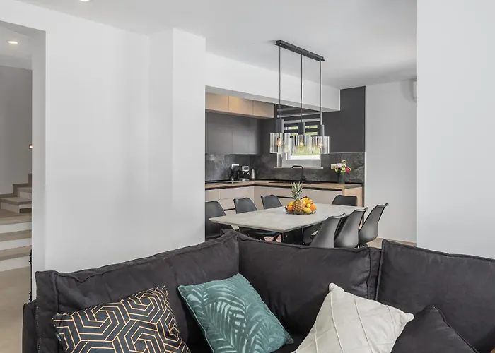 Awesome In With Wifi Vikendica Pula